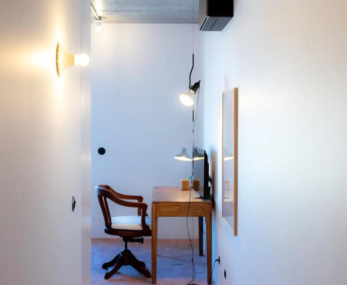 Columbano City Suites - Boutique Ensuites, Cokitchen & Parking Lisbon